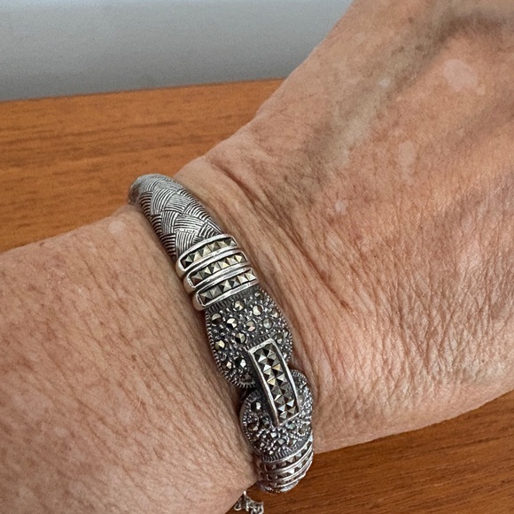 Gorgeous Marcasite Sterling Silver Bracelet - Picture 11 of 16